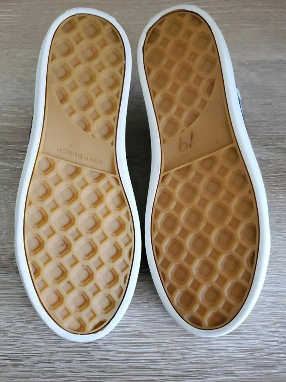 Tory Burch Classic Court Lace Up Black Gingham Canvas Sneaker Size 6